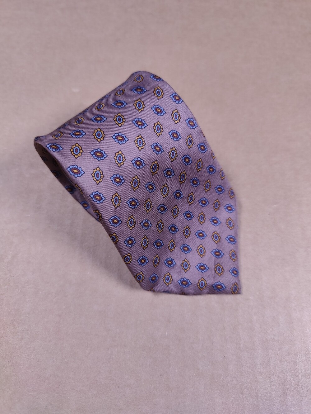 Yves Saint Laurent YSL Tan 100% Silk Paisley Geometric Floral Tie